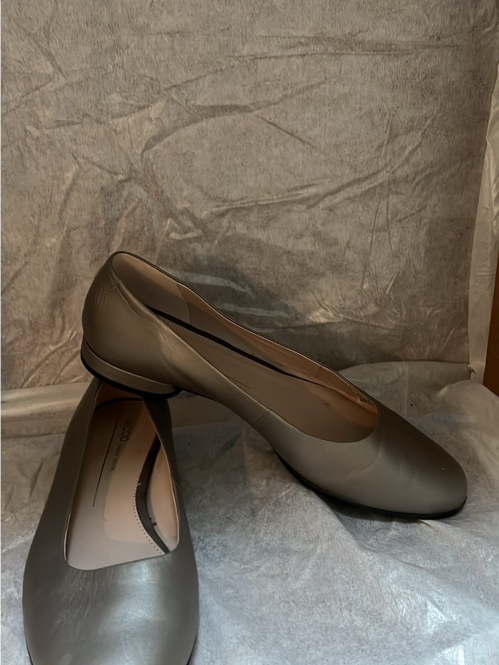Ecco Metallic Silver Ballet Flats